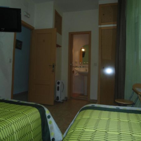 Hostal Florida マドリード エクステリア 写真